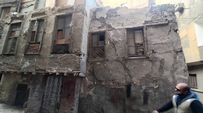 المنزل الآيل للسقوط في إمبابة 