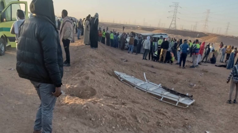 حادث الطريق الصحراوي الغربي بأسوان