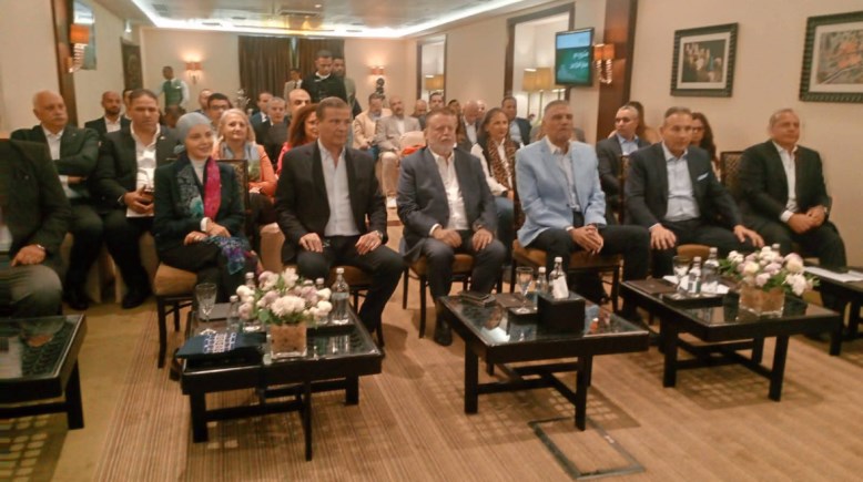 محافظ البنك المركزى ووزير الزراعة ومحافظ أسوان يشهدون عرض تقديمى لمشروع دعم صغار المزارعين بالمحافظة