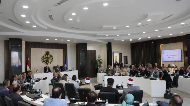 محافظ أسوان .. الإستعداد  لمواجهة السيول والأمطار وتغير حالة الطقس