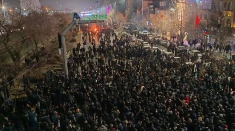 احتجاجات إيران