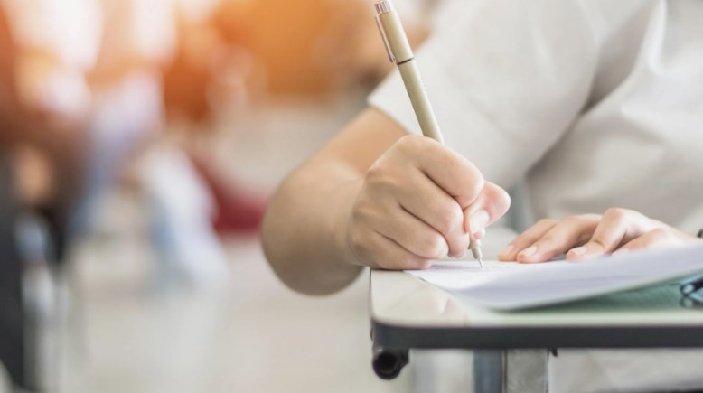 نماذج امتحان فرنساوي أولى ثانوي ترم أول 2025-2026