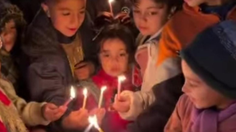 فرحة أطفال غزة بقدوم العام الجديد