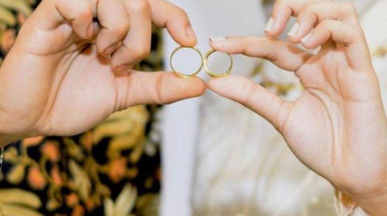 الخطوبة - أرشيفية 