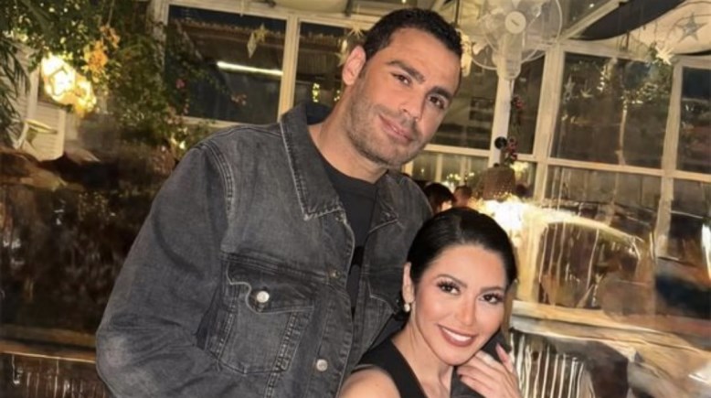 لقاء الخميسي وزوجها 