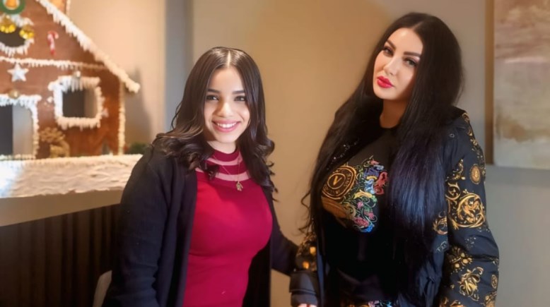 صافينار والزميلة هايدي محمد