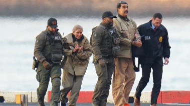 نيكولاس مادورو وسيليا فلوريس