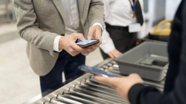 تقسيط رسوم الهواتف القادمة من الخارج