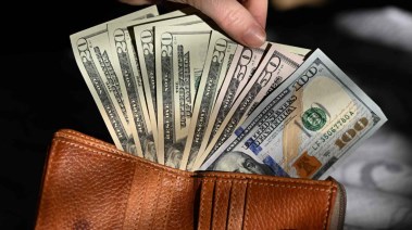 سعر صرف الدولار الأمريكي مقابل الجنيه 