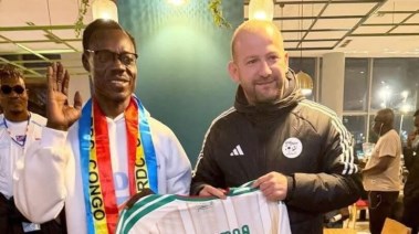 المشجع الكونغولي الشهير كوكا مبولادينجا 