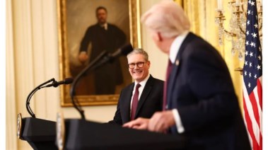 ترامب وكيري ستارمر، صورة أرشيفية