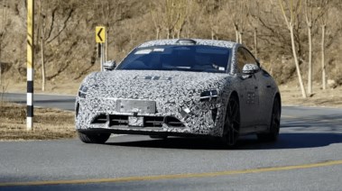 اختبار سيارات شاومي الجديدة 