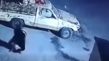 لحظة التعدي على صغير