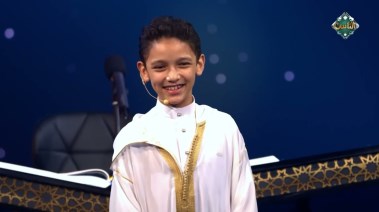 القارئ عمر علي