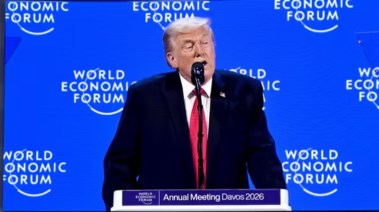 في كلمته أمام مؤتمر دافوس بسويسرا ترامب :لسنا بحاجة الي معادن جرينلاند ونريد مفاوضات لشراء الجزيرة. وأمريكا وحدها قادرة على حمايتها