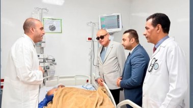 محافظ الأقصر ومدير هيئة الرعاية الصحية 