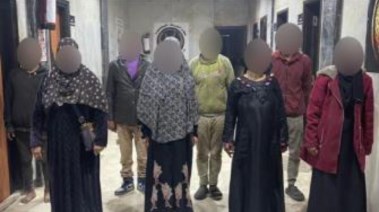 المتهمين بعد ضبطهم 