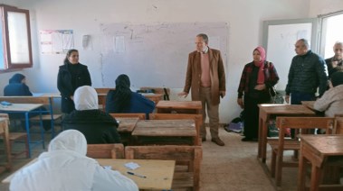 وكيل تعليم أسيوط يتفقد لجان امتحانات الشهادة الإعدادية