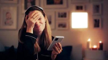 لماذا لا يفضل جيل زد الرد على المكالمات؟