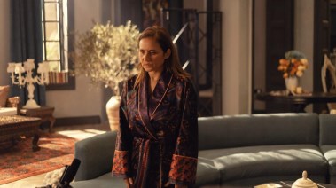 الفنانة نيللي كريم في مشهد من المسلسل