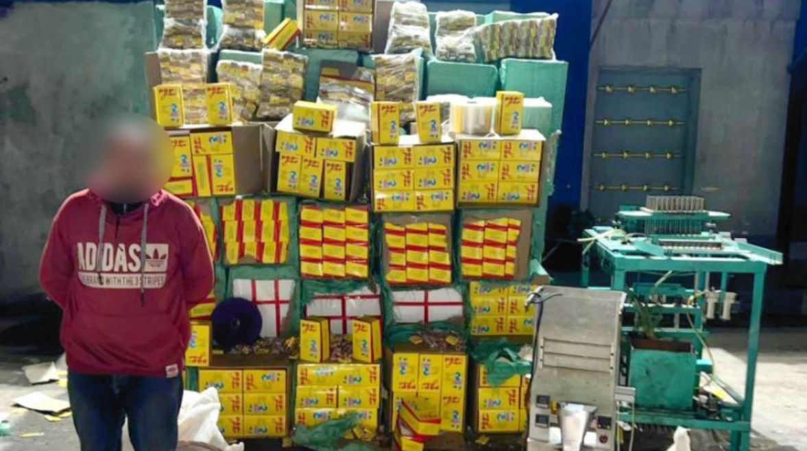 المتهم بحيازة قطع ألعاب نارية قبل ترويجها بالإسكندرية