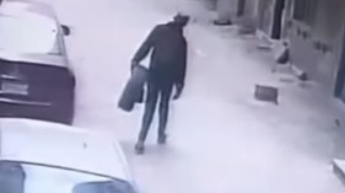 جانب من الفيديو 