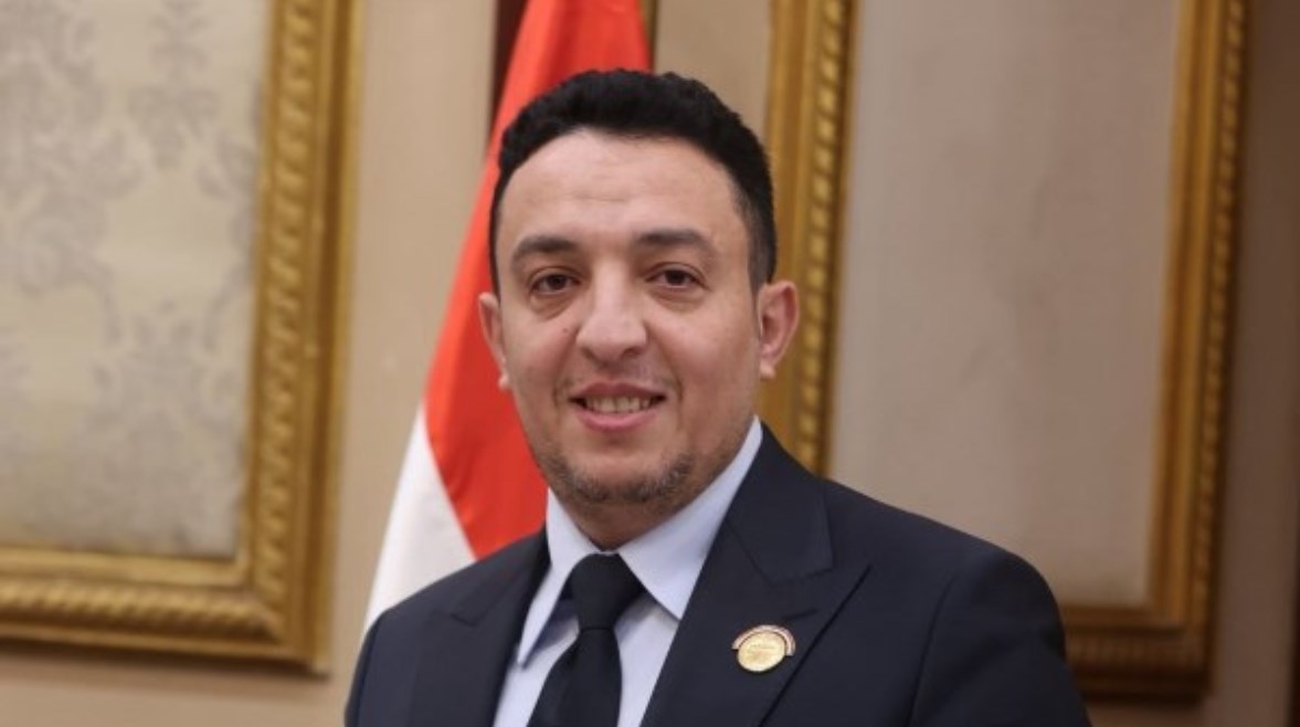  مصطفى أبو زهرة، عضو مجلس إدارة الاتحاد المصري لكرة القدم