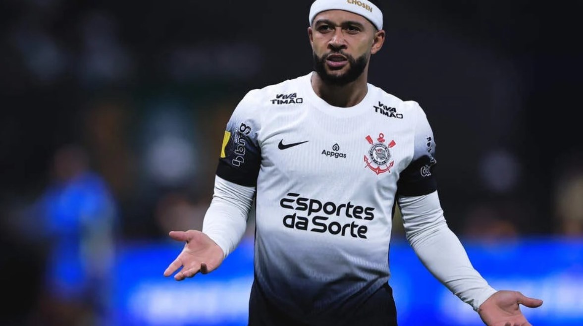 ممفيس ديباي، مهاجم كورينثيانز