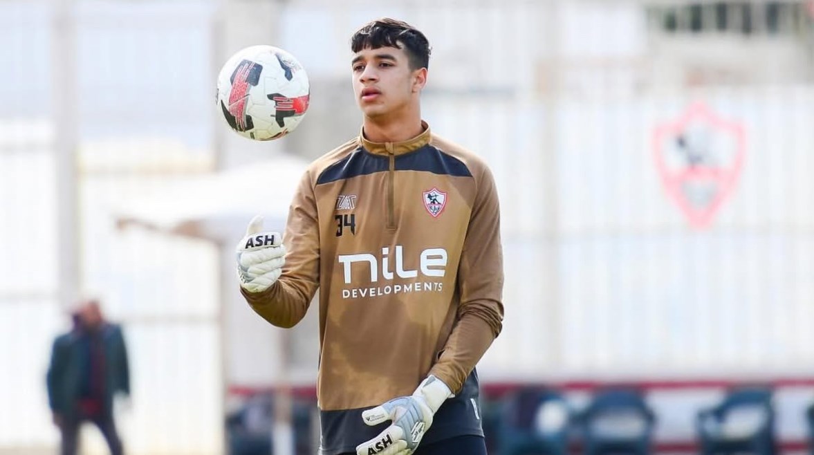 عمر عبدالعزيز 