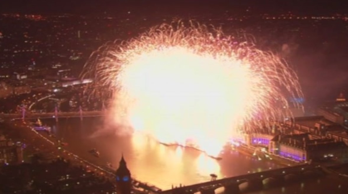 ألعاب نارية 