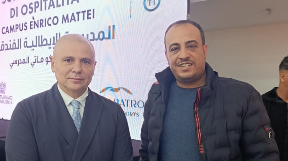 السفير الإيطالي بالقاهرة ومراسل "تليجراف مصر"