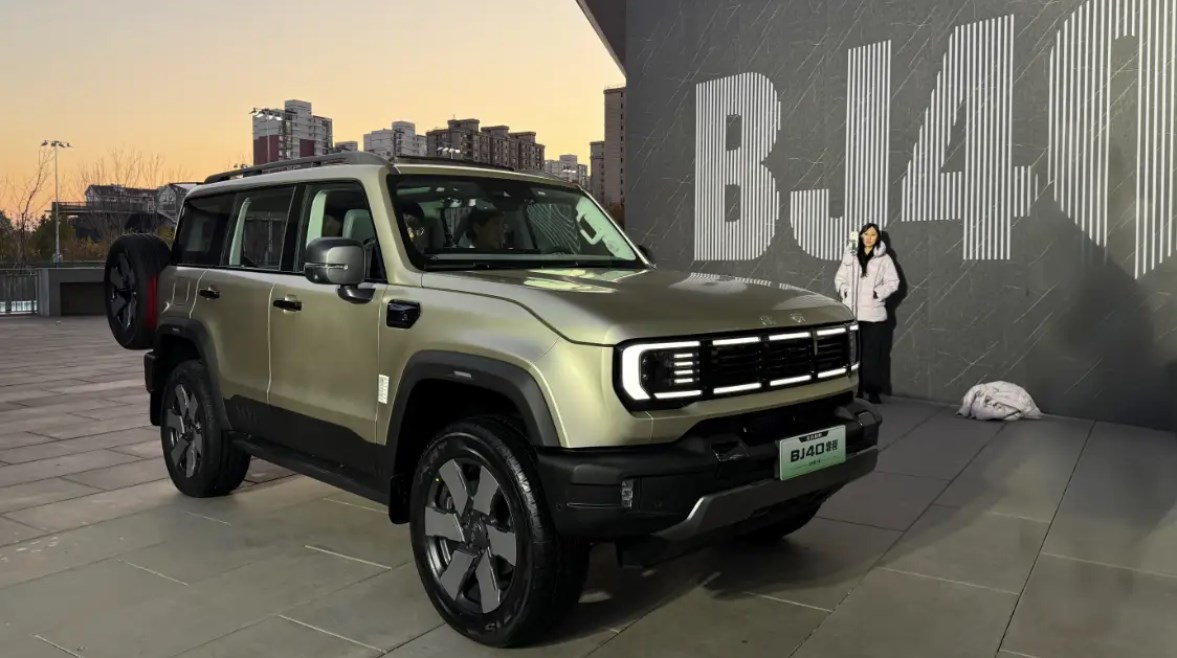 سيارة بايك BJ40