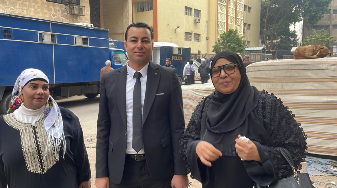 ماجدة الحشاش قبل جلسة المحاكمة 