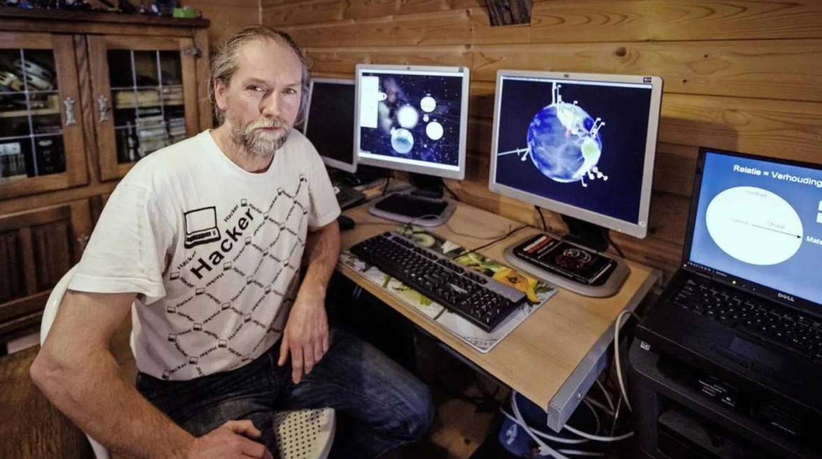 فرانك هوجربيتيس الباحث الهولندي 