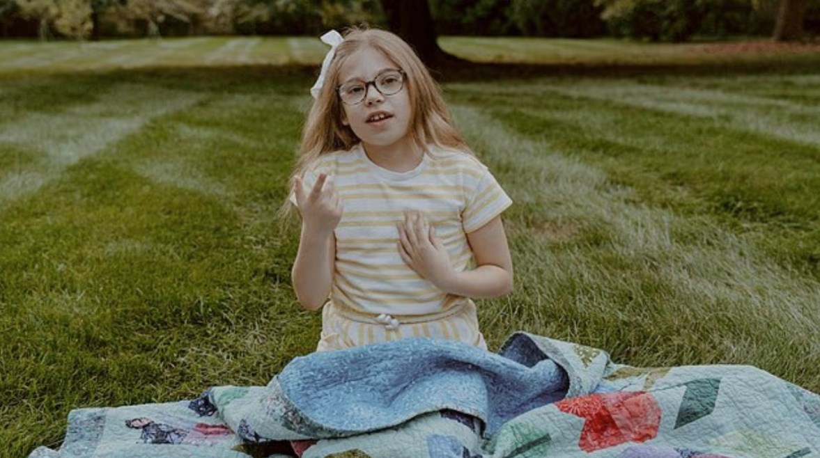 الطفلة المصابة بالخرف بوبي