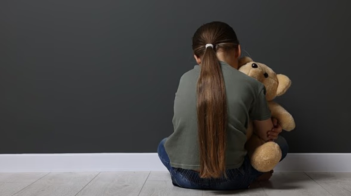 طفلة - تعبيرية