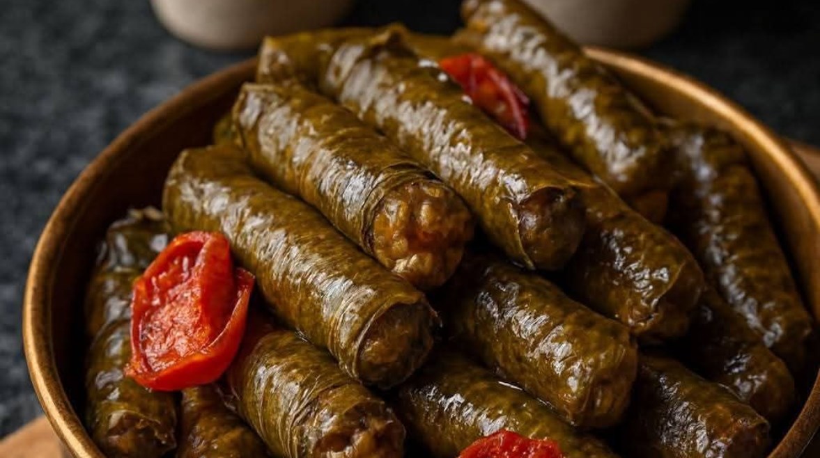 طبق محشي ورق عنب