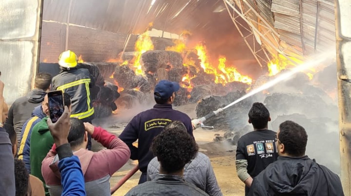 حريق مخزن قطن بأبو رواش