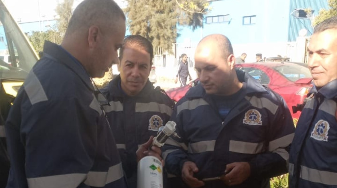 رجال الإسعاف بمكان الحريق 