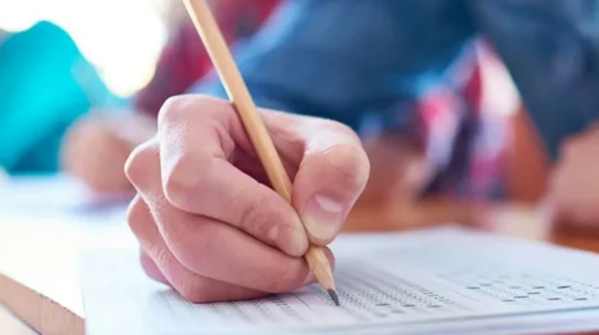 مراجعة ليلة الامتحان دراسات أولى إعدادي