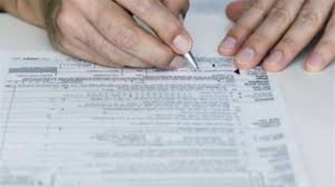  تسجيل راغبي العمل عبر الموقع الرسمي