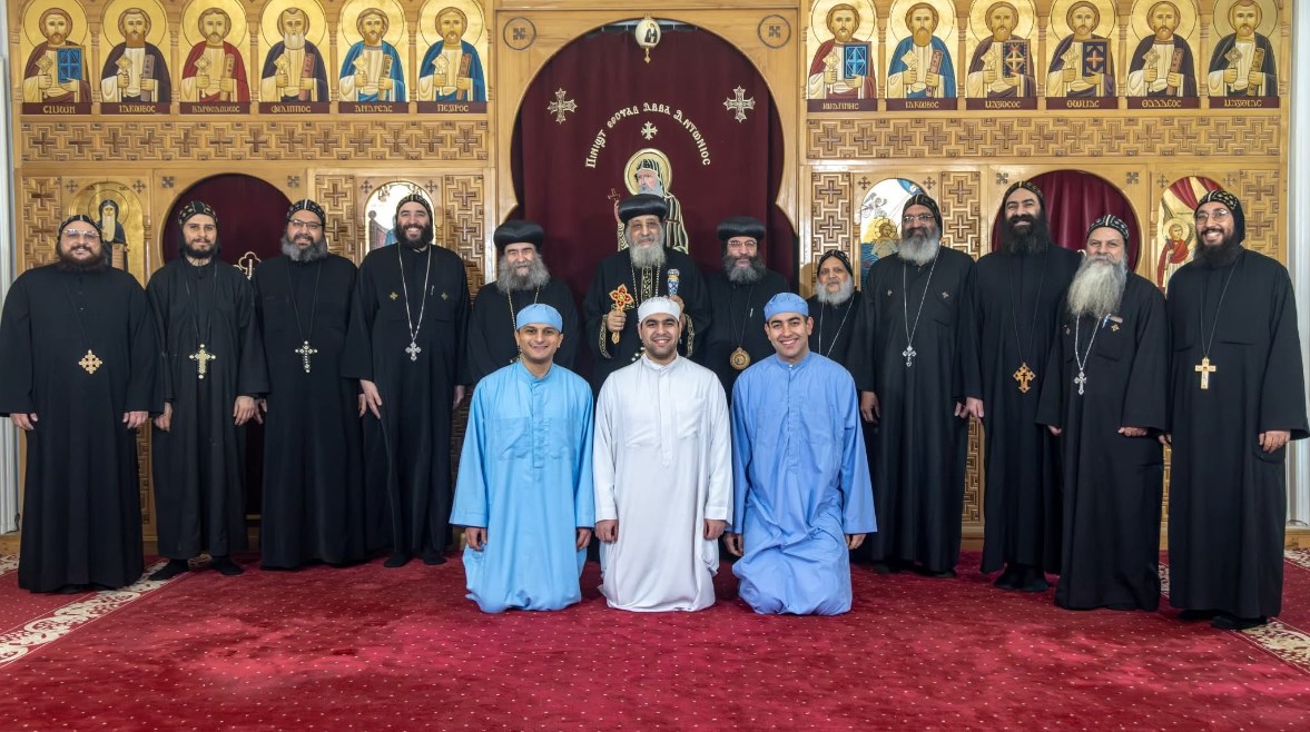 البابا تواضروس الثاني ورهبان الأنبا انطونيوس  