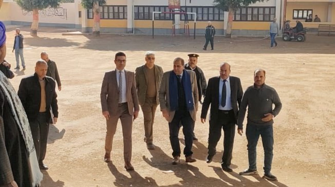 جانب من متابعة النيابة 