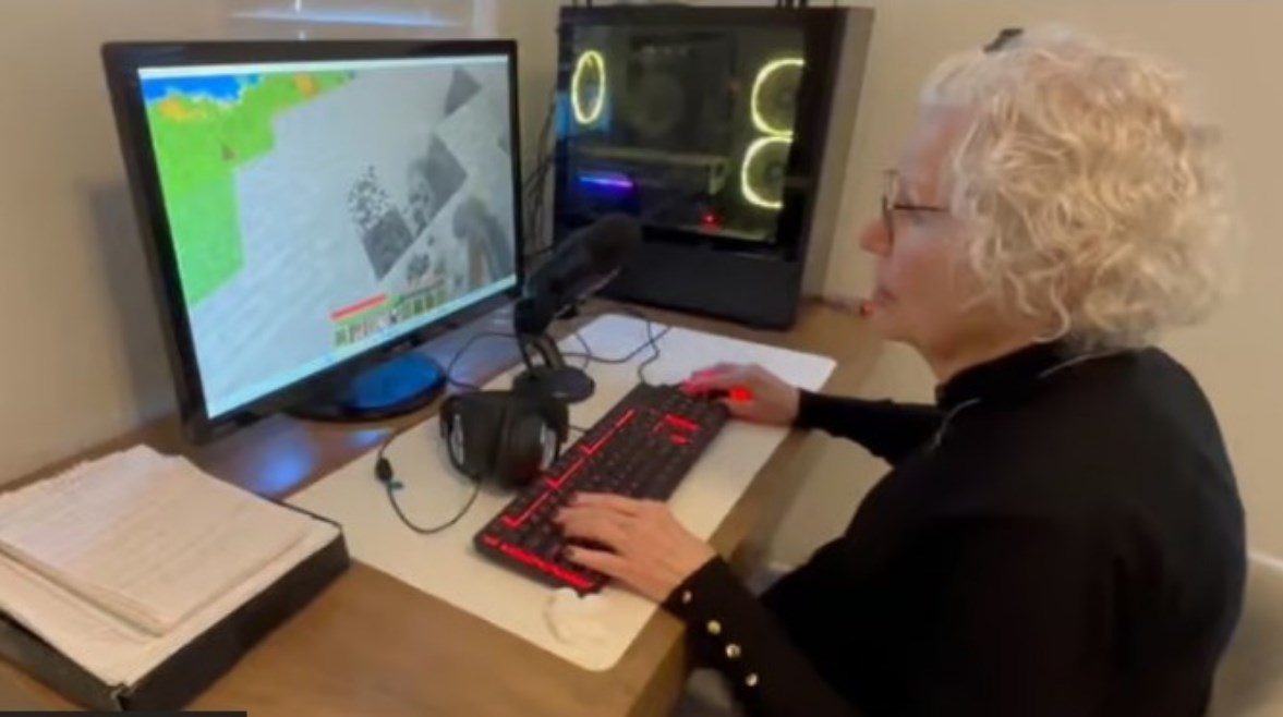 الجدة سو جاكوت