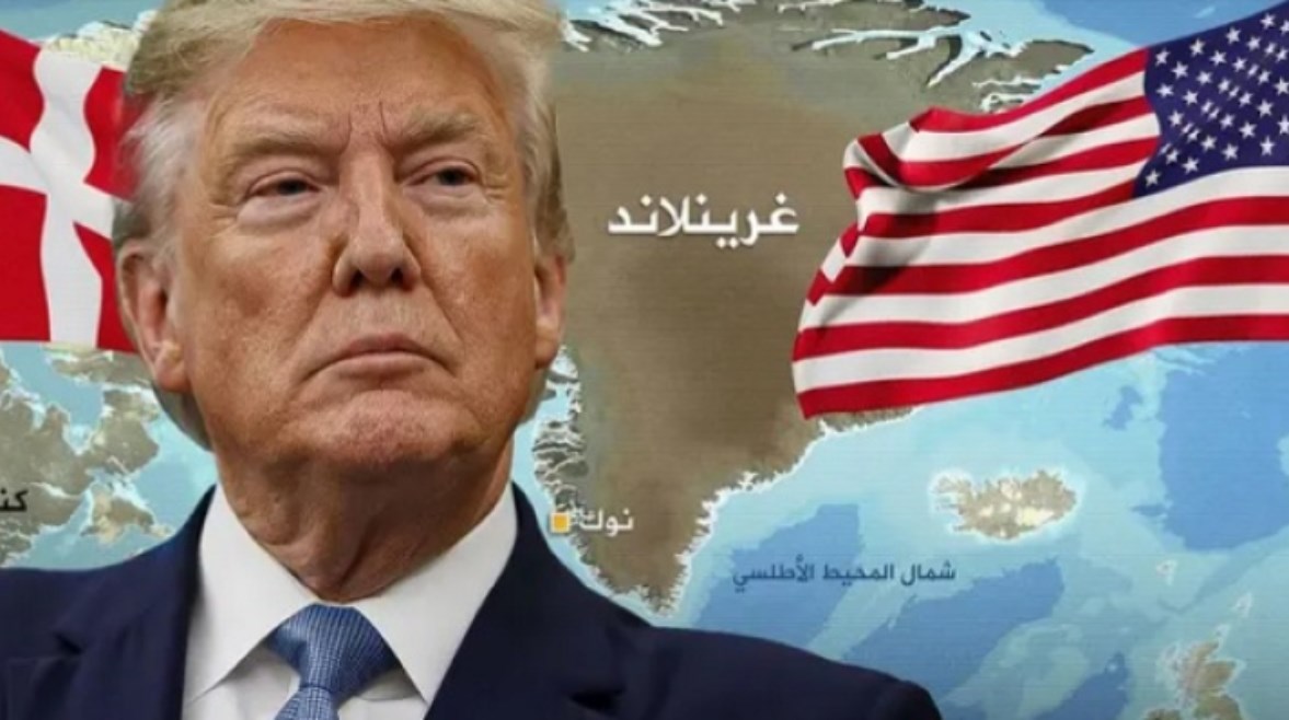 دونالد ترامب وخريطة جزيرة جرينلاند