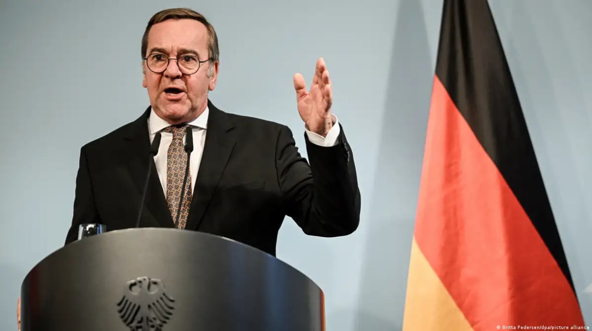 وزير الدفاع الألماني بوريس بيستوريس