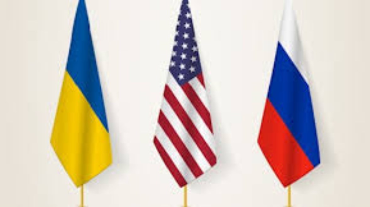 أعلام أمريكا وروسيا وأوكرانيا 