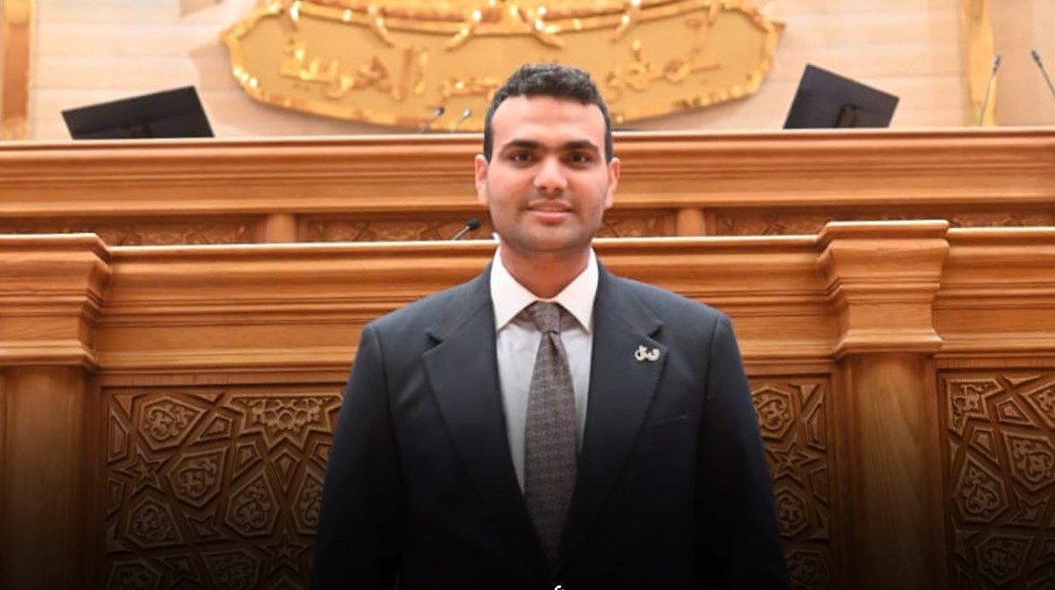 النائب حسين هريدي