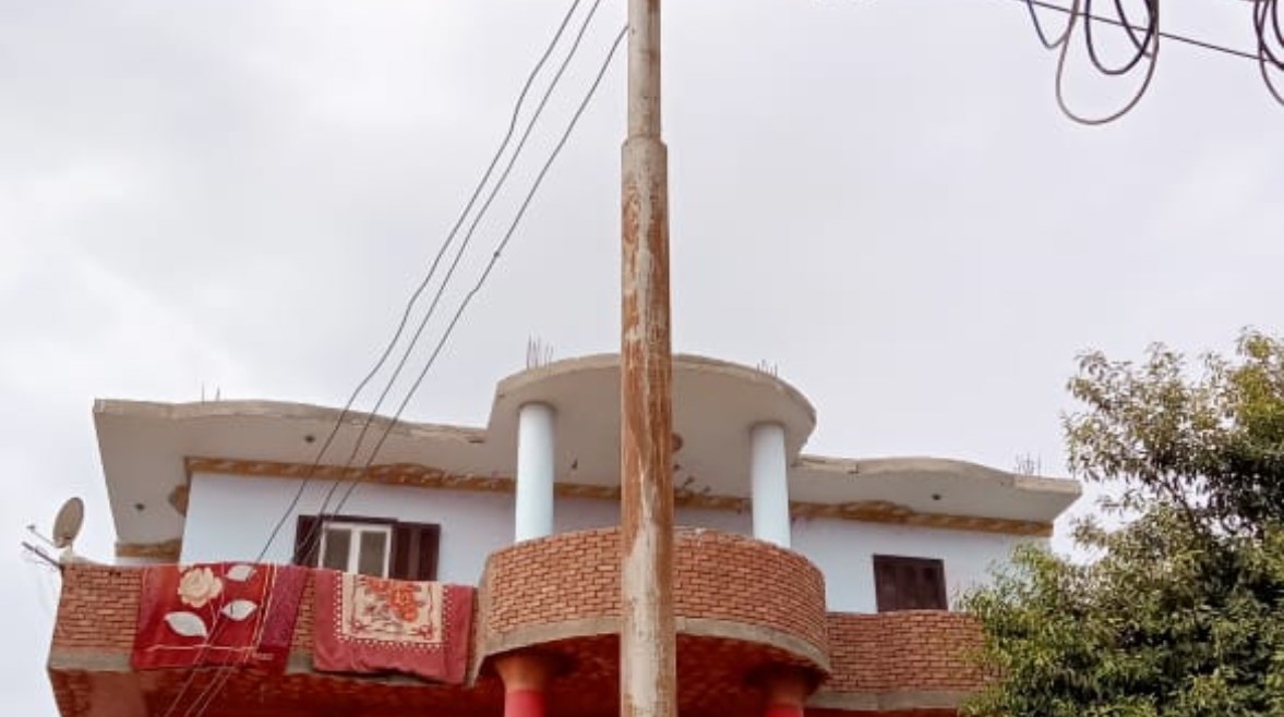 إحلال وتجديد كشافات الإنارة بنجح حمادي