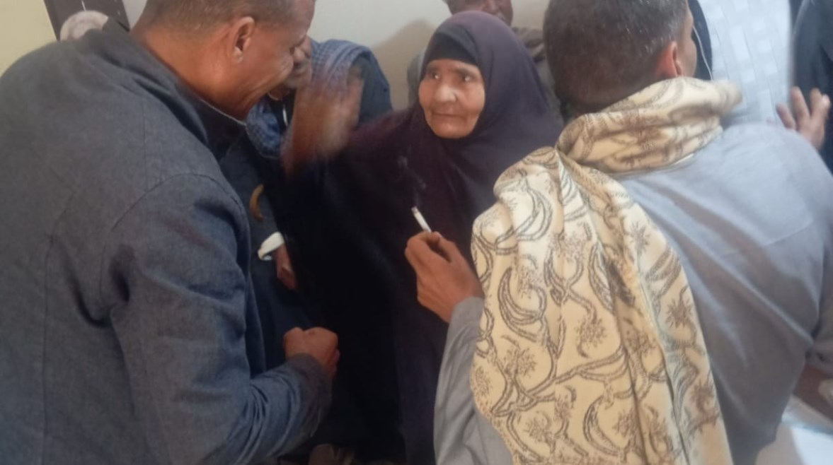 صرف الأسمدة الزراعية في قنا